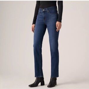 Levi's 314 Shaping Straight Jeans